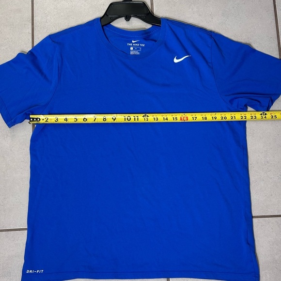 Nike Mens Shirt Size XL Blue White Logo Dri-Fit The Nike Tee - Picture 9 of 9